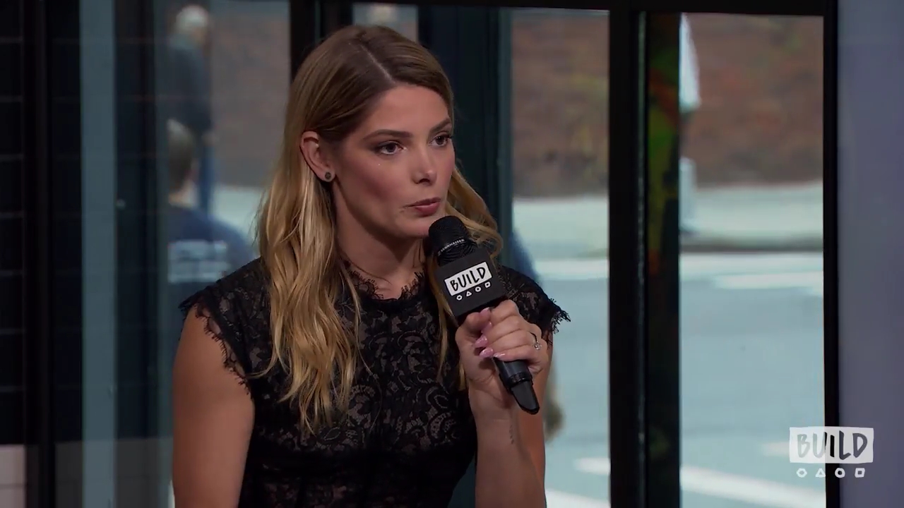 Ashley-Greene-dot-nl_2018AOLBuildSeries1336.jpg