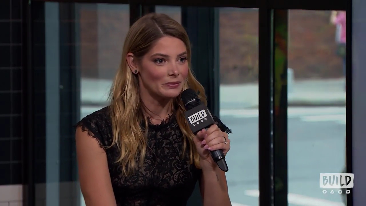 Ashley-Greene-dot-nl_2018AOLBuildSeries1356.jpg