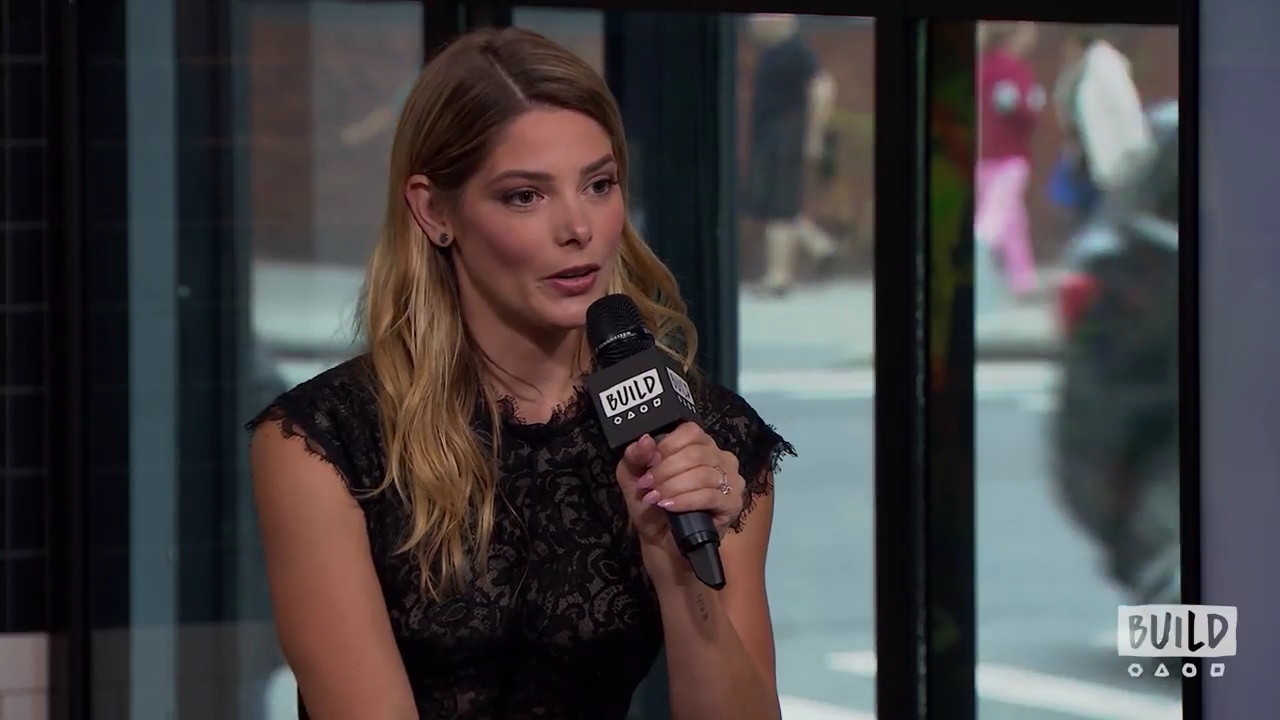 Ashley-Greene-dot-nl_2018AOLBuildSeries1374.jpg
