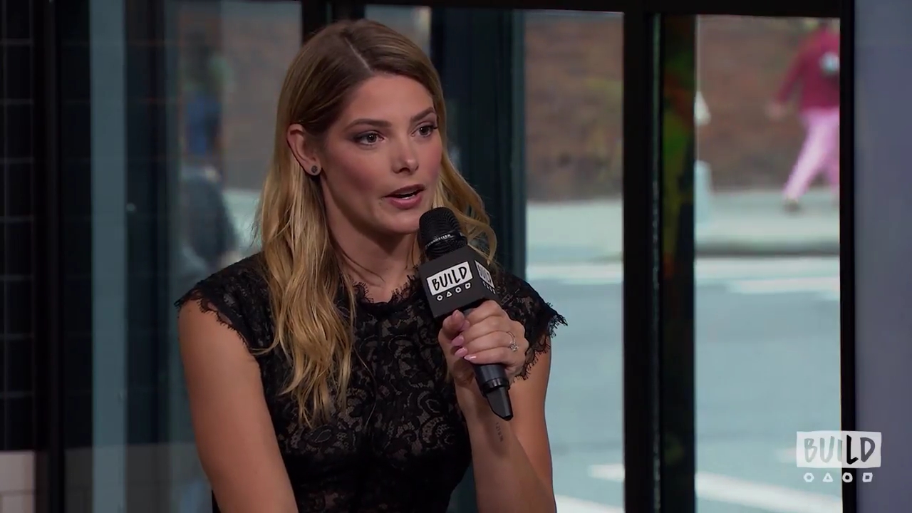 Ashley-Greene-dot-nl_2018AOLBuildSeries1375.jpg
