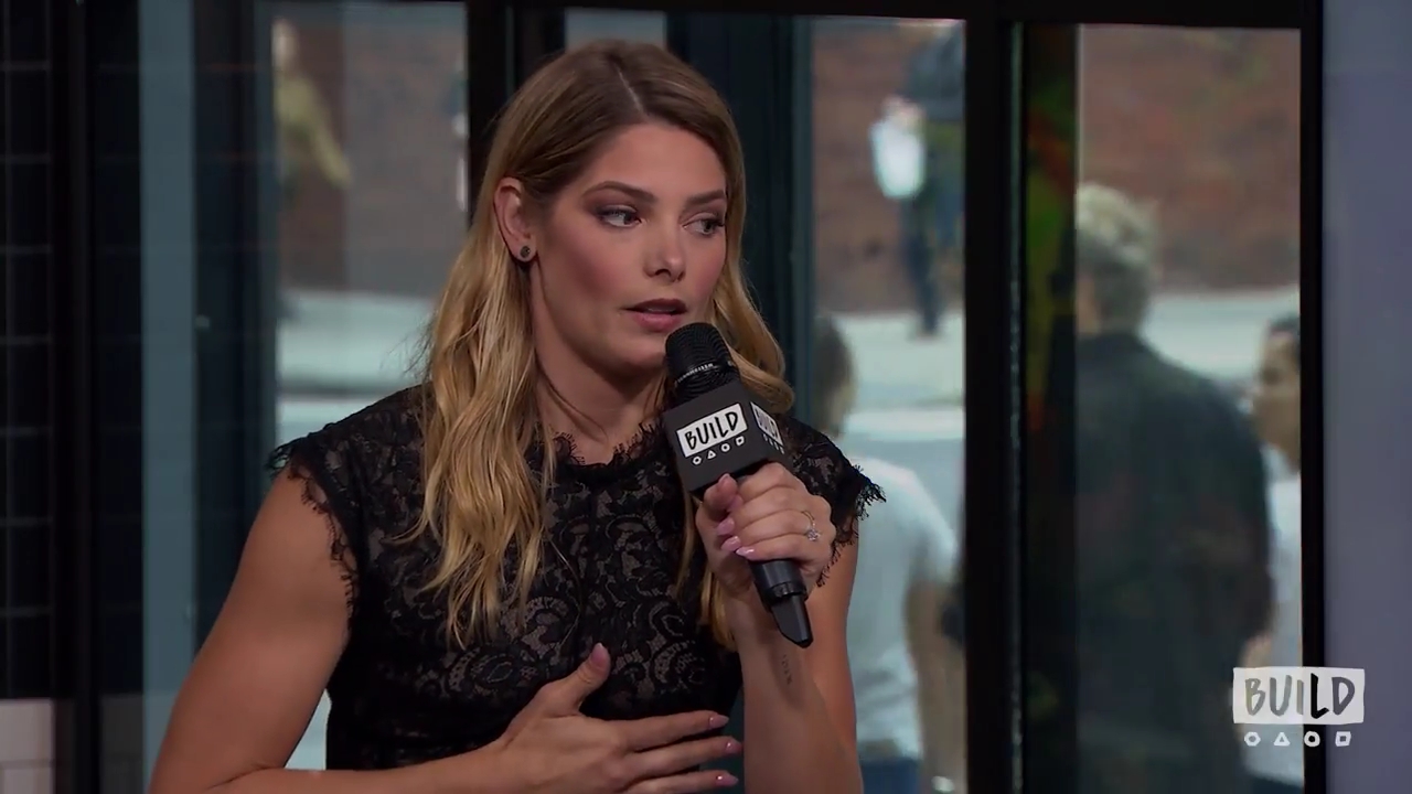 Ashley-Greene-dot-nl_2018AOLBuildSeries1394.jpg