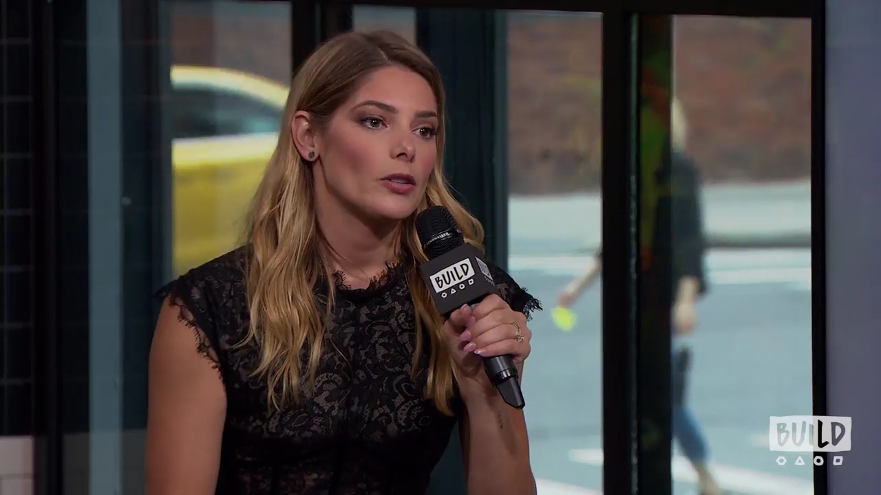 Ashley-Greene-dot-nl_2018AOLBuildSeries1400.jpg