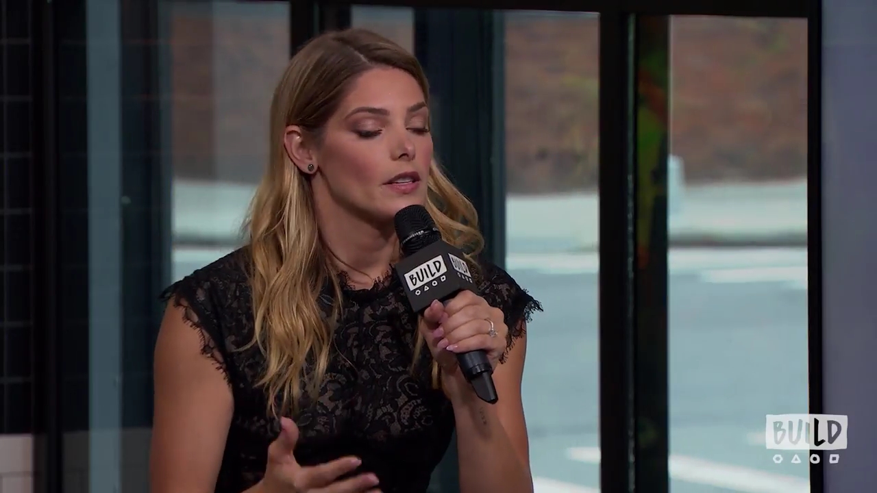 Ashley-Greene-dot-nl_2018AOLBuildSeries1402.jpg