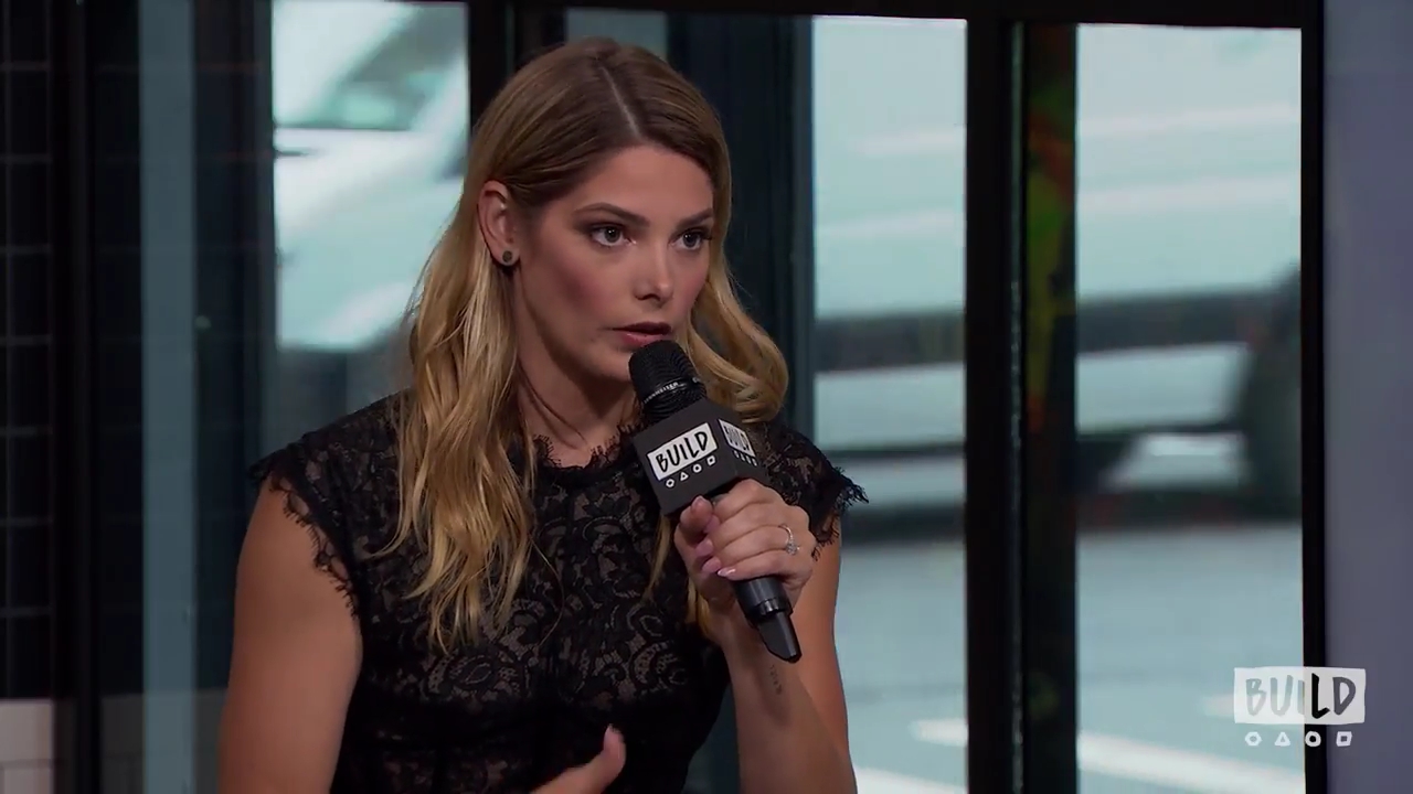 Ashley-Greene-dot-nl_2018AOLBuildSeries1405.jpg