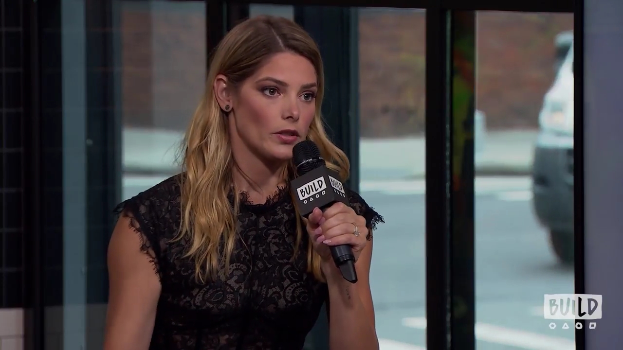 Ashley-Greene-dot-nl_2018AOLBuildSeries1412.jpg