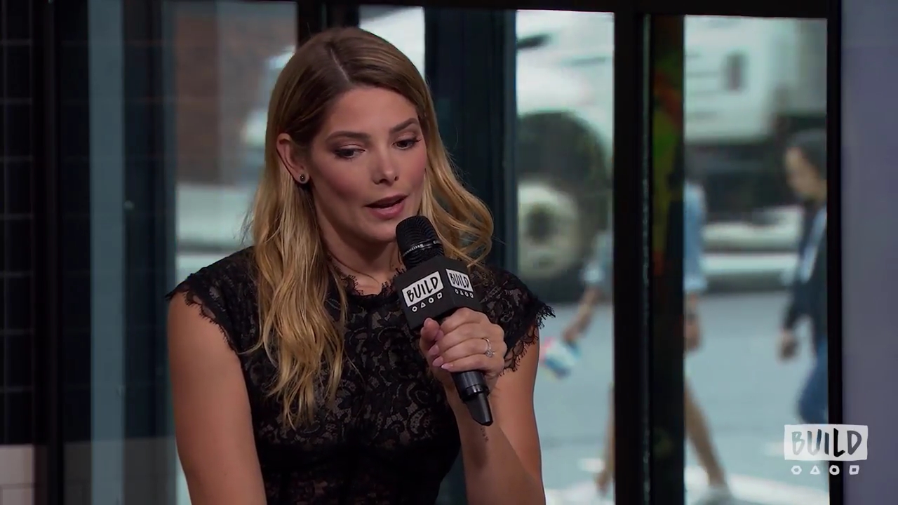 Ashley-Greene-dot-nl_2018AOLBuildSeries1425.jpg