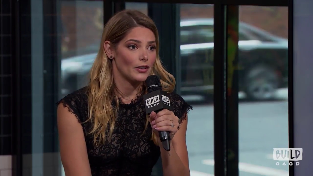 Ashley-Greene-dot-nl_2018AOLBuildSeries1429.jpg