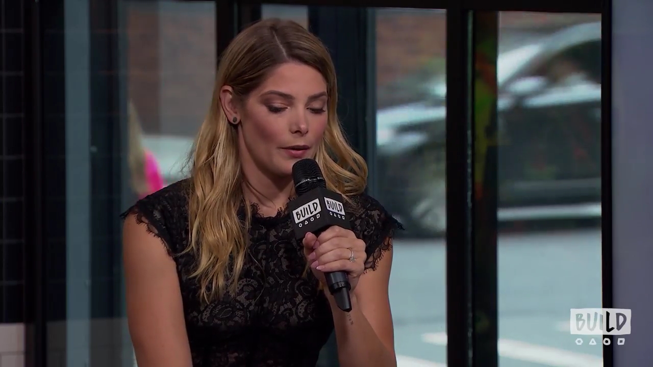 Ashley-Greene-dot-nl_2018AOLBuildSeries1434.jpg
