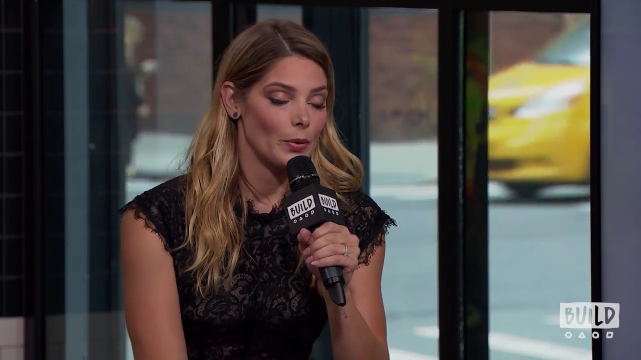 Ashley-Greene-dot-nl_2018AOLBuildSeries1435.jpg