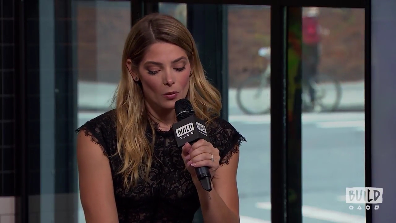 Ashley-Greene-dot-nl_2018AOLBuildSeries1440.jpg