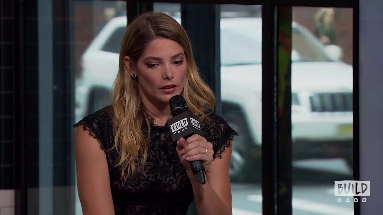 Ashley-Greene-dot-nl_2018AOLBuildSeries1444.jpg