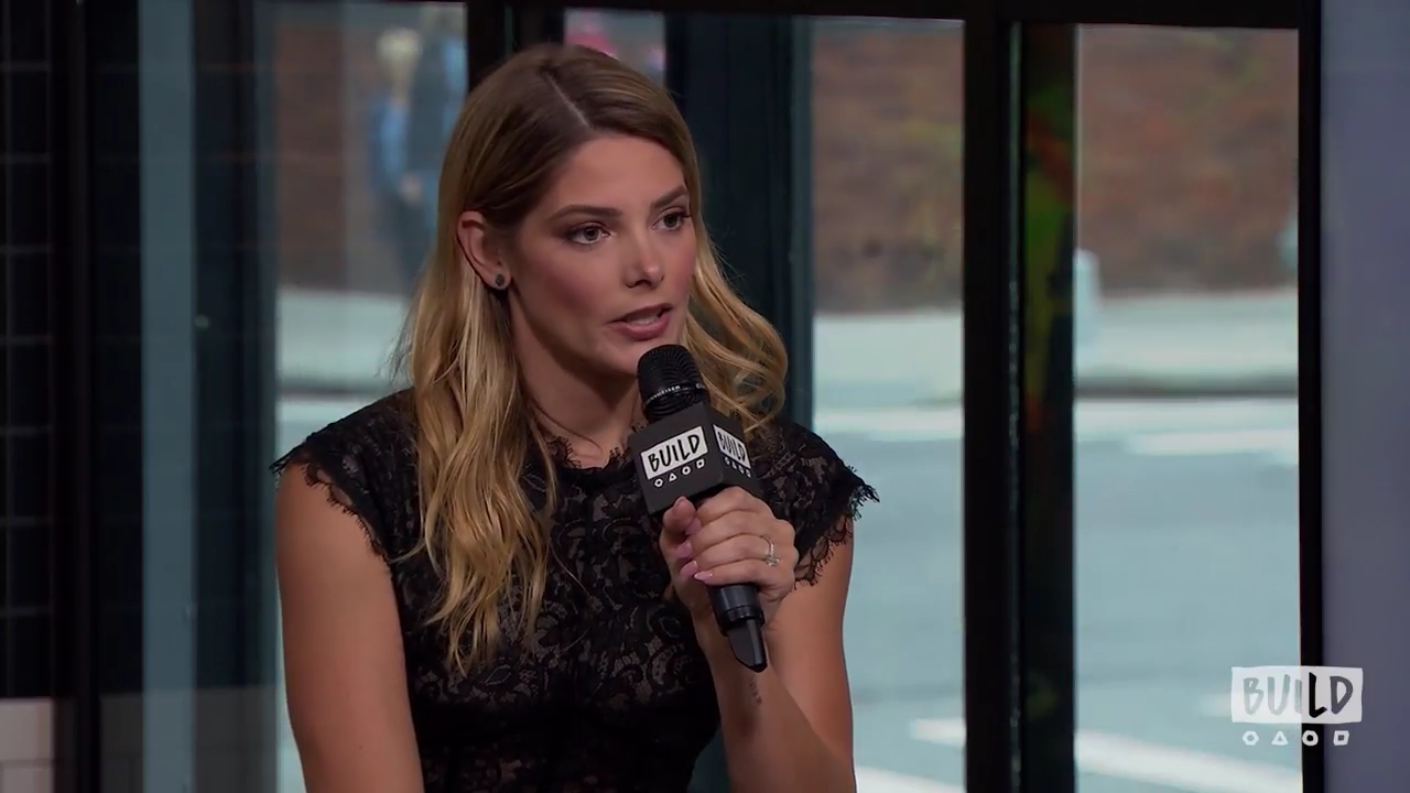 Ashley-Greene-dot-nl_2018AOLBuildSeries1445.jpg