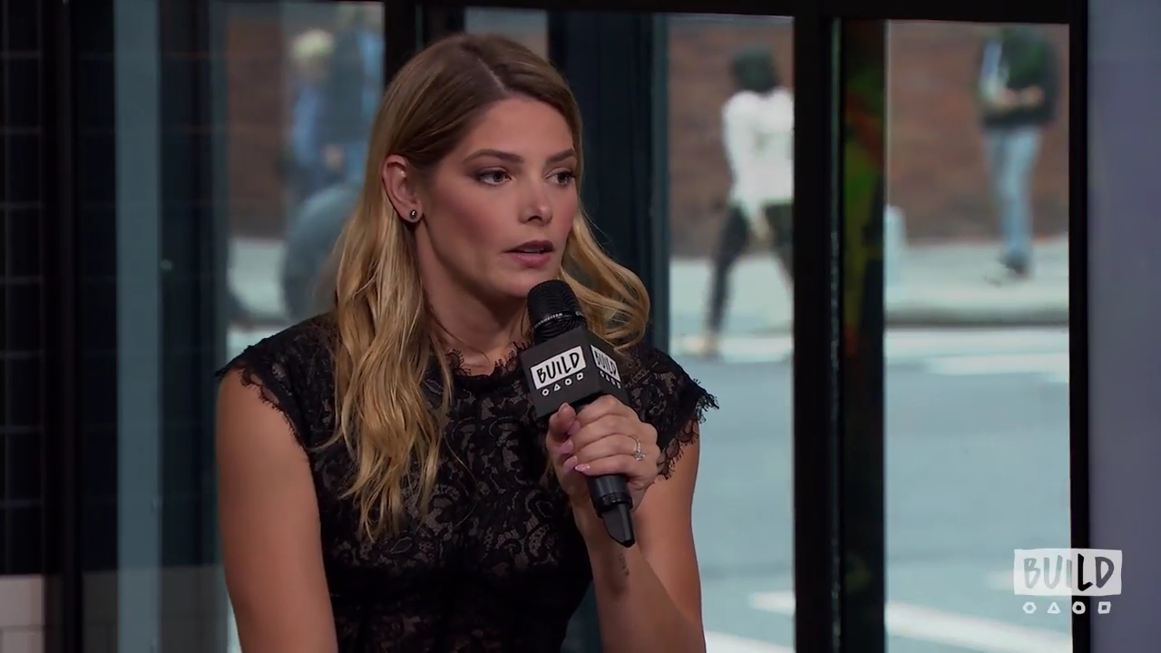 Ashley-Greene-dot-nl_2018AOLBuildSeries1447.jpg