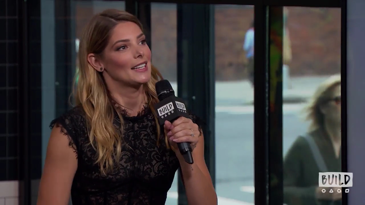 Ashley-Greene-dot-nl_2018AOLBuildSeries1471.jpg