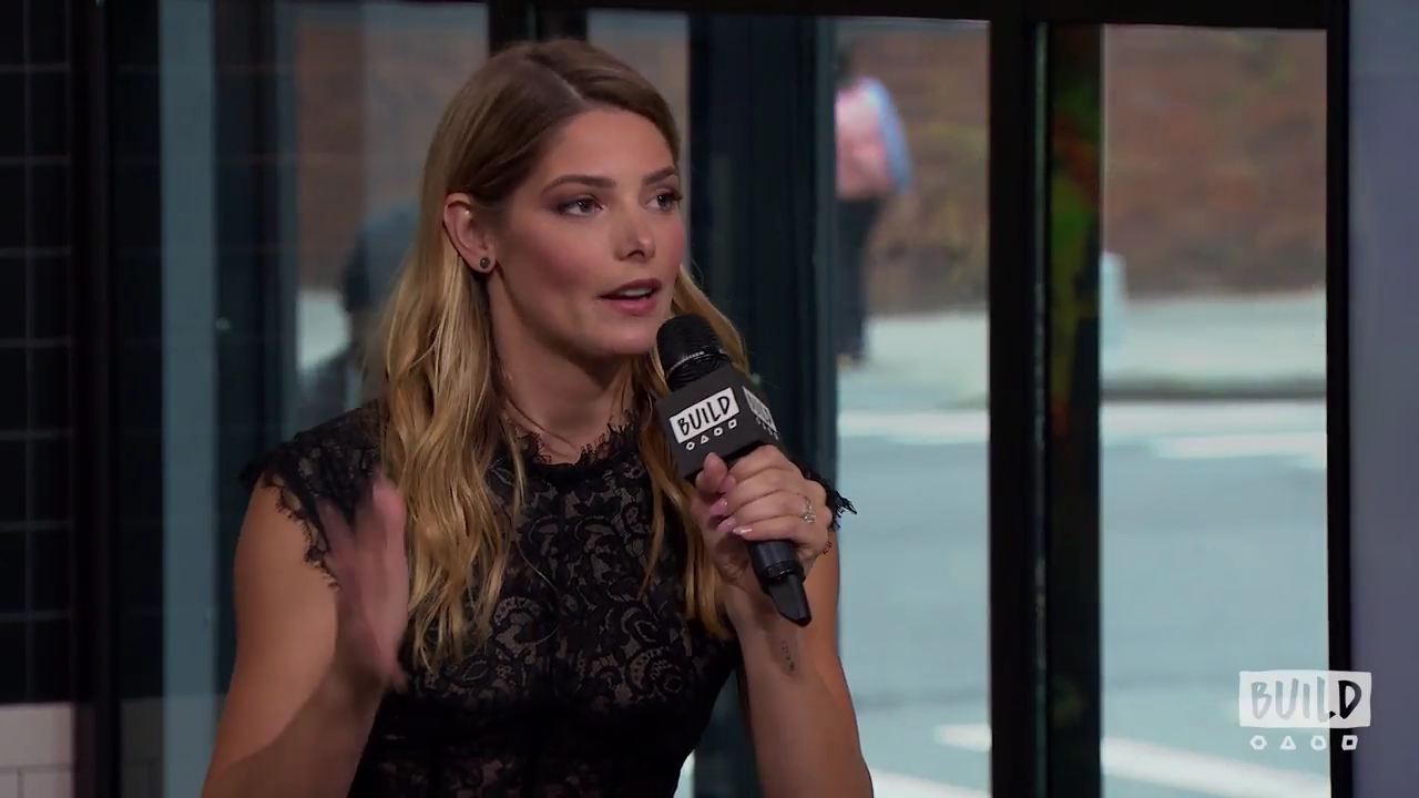 Ashley-Greene-dot-nl_2018AOLBuildSeries1473.jpg