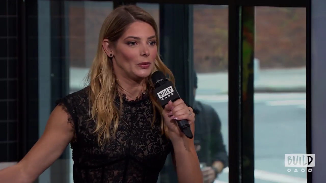 Ashley-Greene-dot-nl_2018AOLBuildSeries1475.jpg