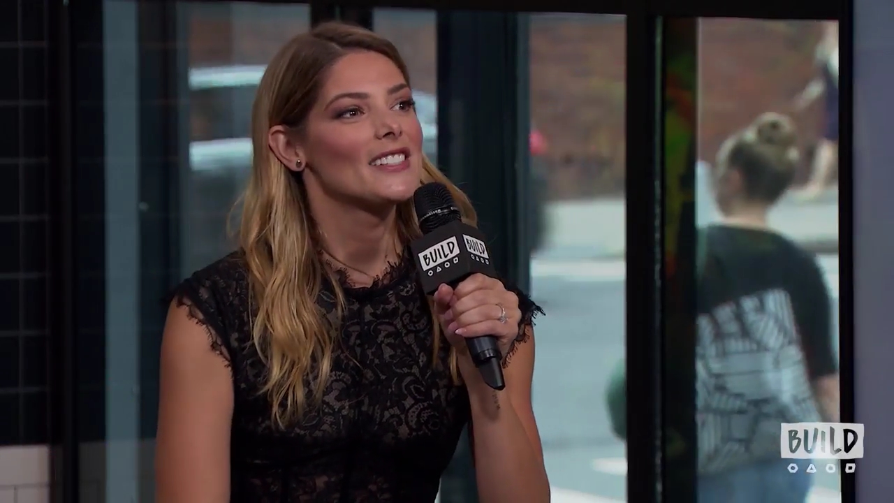 Ashley-Greene-dot-nl_2018AOLBuildSeries1478.jpg