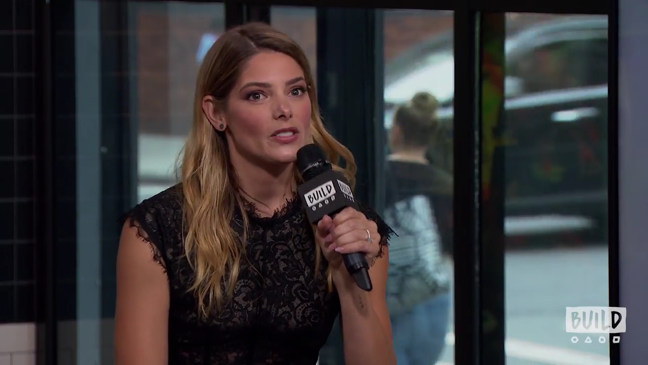 Ashley-Greene-dot-nl_2018AOLBuildSeries1479.jpg