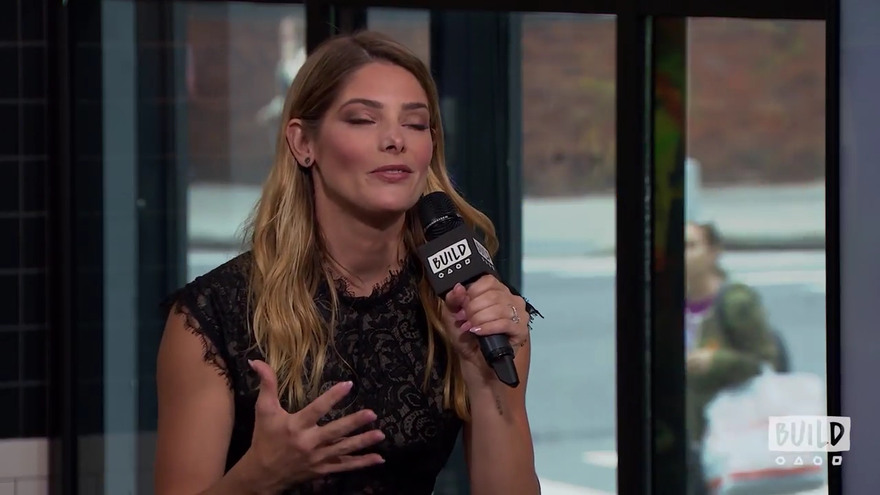 Ashley-Greene-dot-nl_2018AOLBuildSeries1482.jpg
