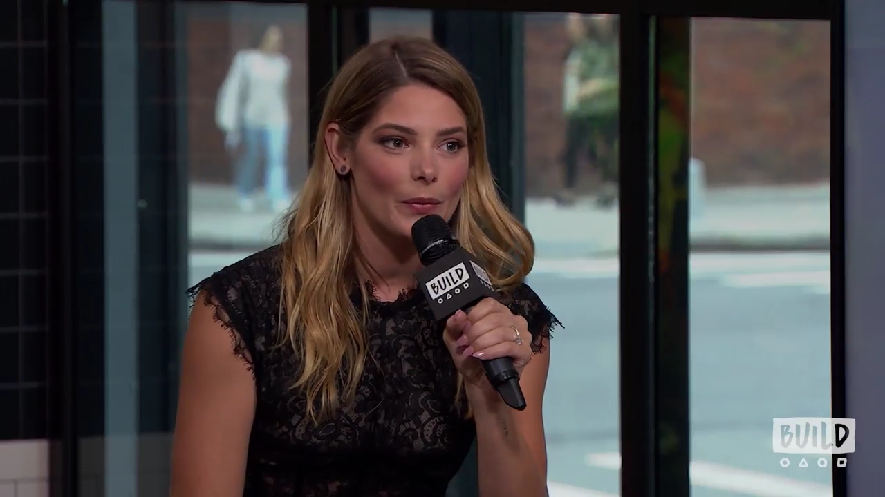 Ashley-Greene-dot-nl_2018AOLBuildSeries1491.jpg