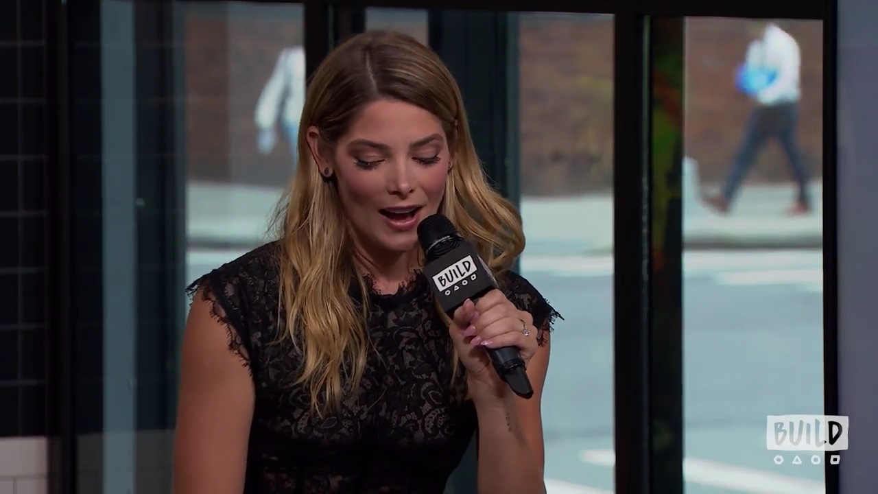 Ashley-Greene-dot-nl_2018AOLBuildSeries1493.jpg