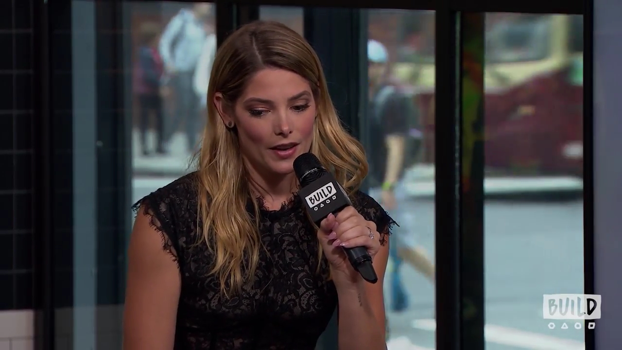 Ashley-Greene-dot-nl_2018AOLBuildSeries1495.jpg
