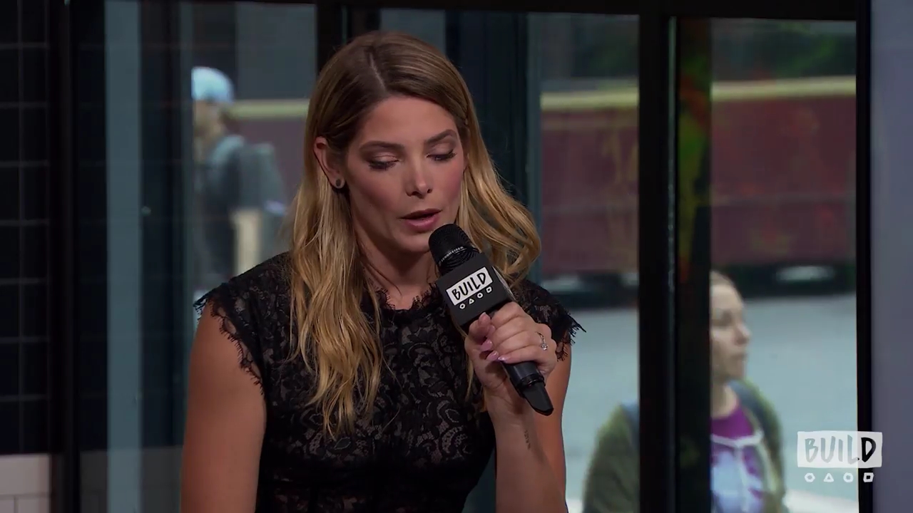 Ashley-Greene-dot-nl_2018AOLBuildSeries1496.jpg