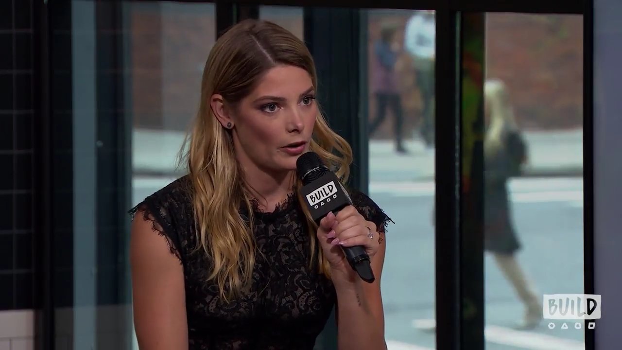 Ashley-Greene-dot-nl_2018AOLBuildSeries1499.jpg