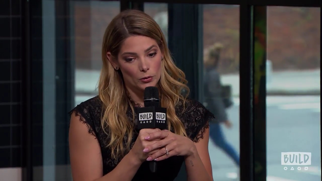 Ashley-Greene-dot-nl_2018AOLBuildSeries1556.jpg