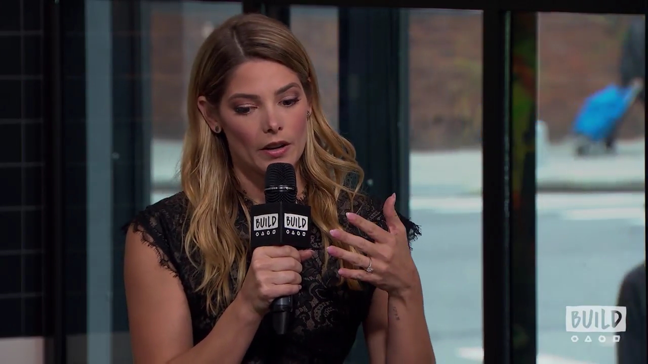 Ashley-Greene-dot-nl_2018AOLBuildSeries1567.jpg