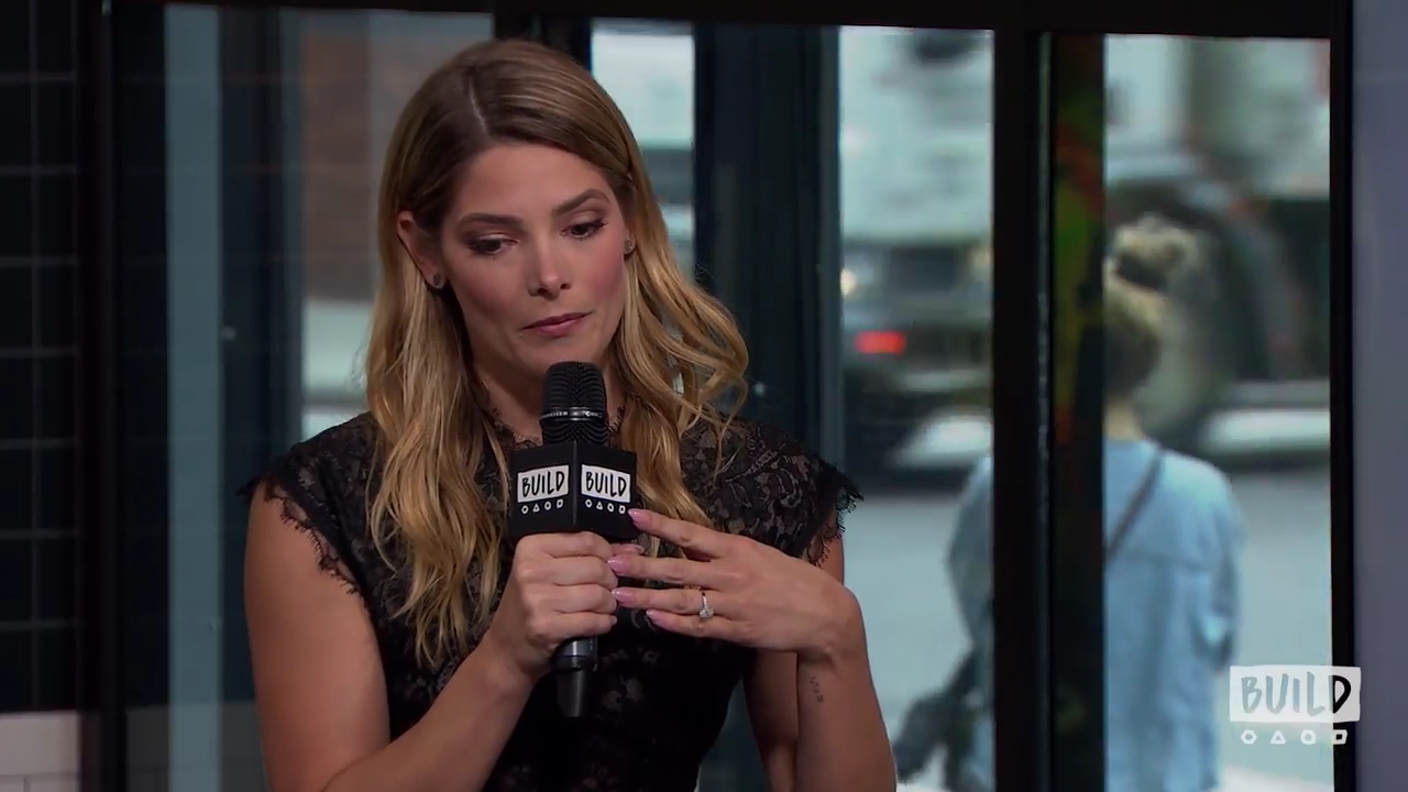 Ashley-Greene-dot-nl_2018AOLBuildSeries1582.jpg