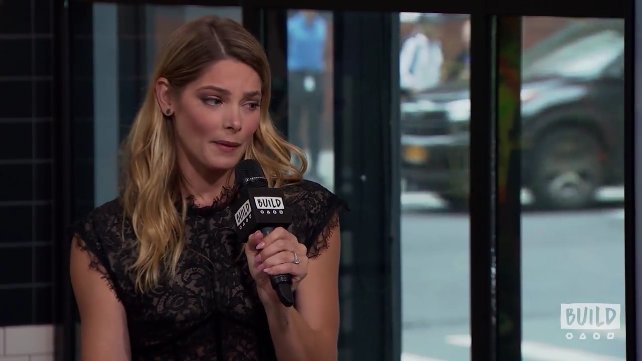 Ashley-Greene-dot-nl_2018AOLBuildSeries1610.jpg