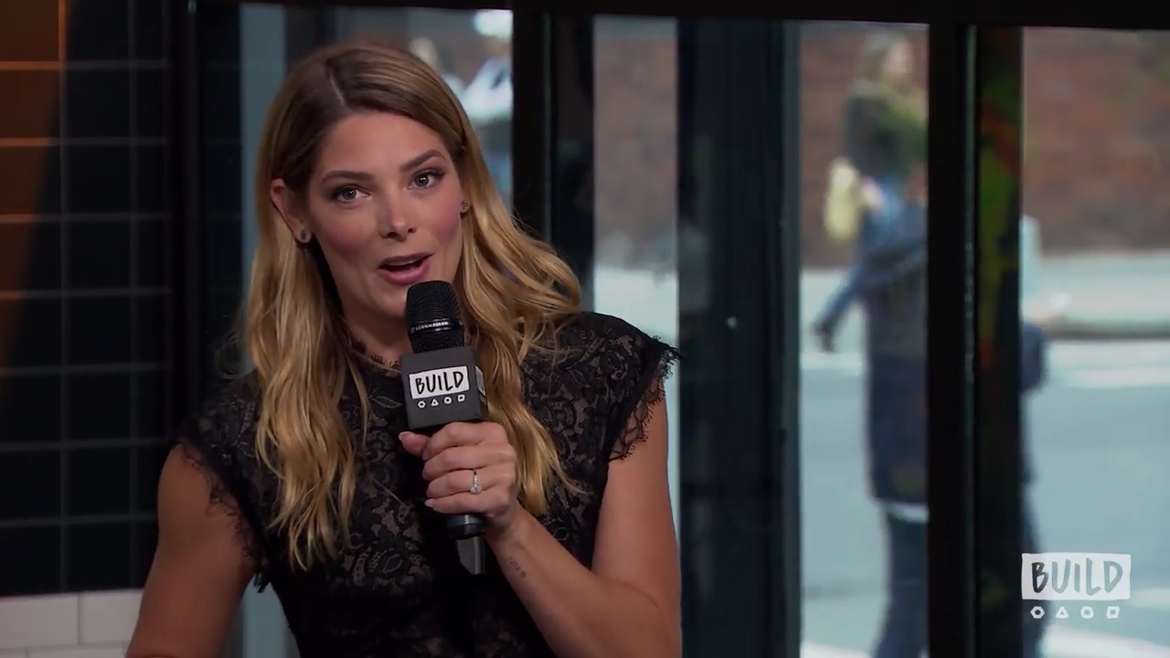 Ashley-Greene-dot-nl_2018AOLBuildSeries1635.jpg