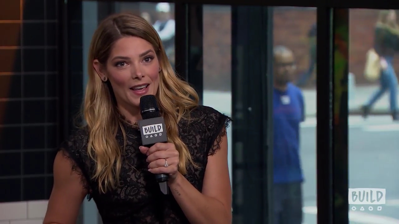 Ashley-Greene-dot-nl_2018AOLBuildSeries1636.jpg
