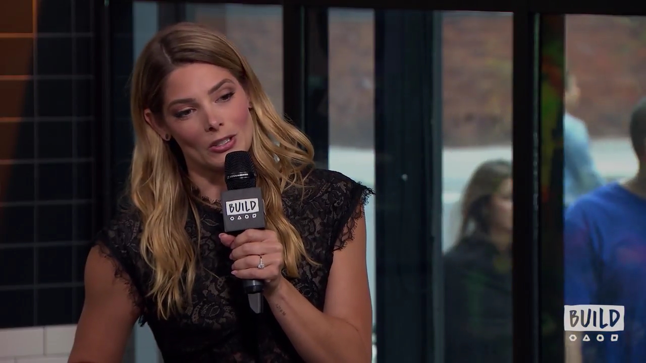 Ashley-Greene-dot-nl_2018AOLBuildSeries1641.jpg
