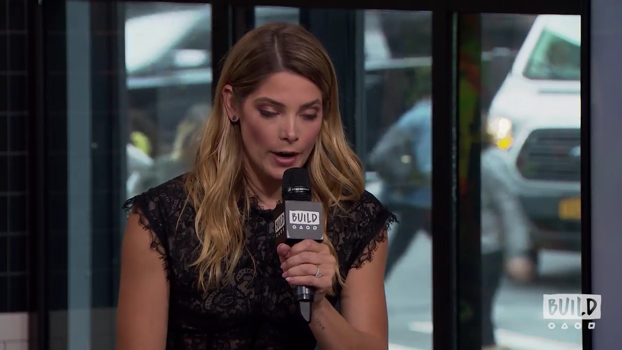 Ashley-Greene-dot-nl_2018AOLBuildSeries1668.jpg