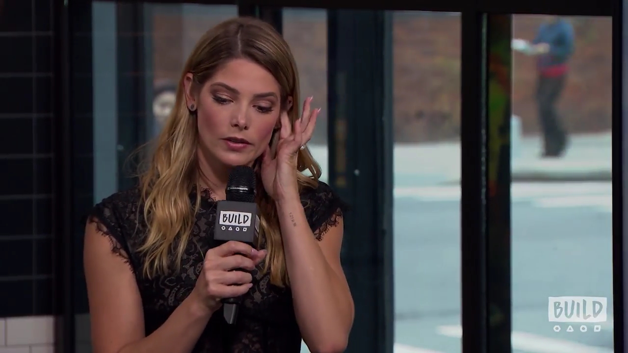 Ashley-Greene-dot-nl_2018AOLBuildSeries1676.jpg