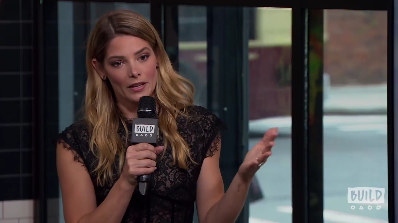 Ashley-Greene-dot-nl_2018AOLBuildSeries1682.jpg