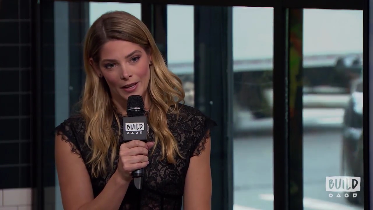 Ashley-Greene-dot-nl_2018AOLBuildSeries1689.jpg