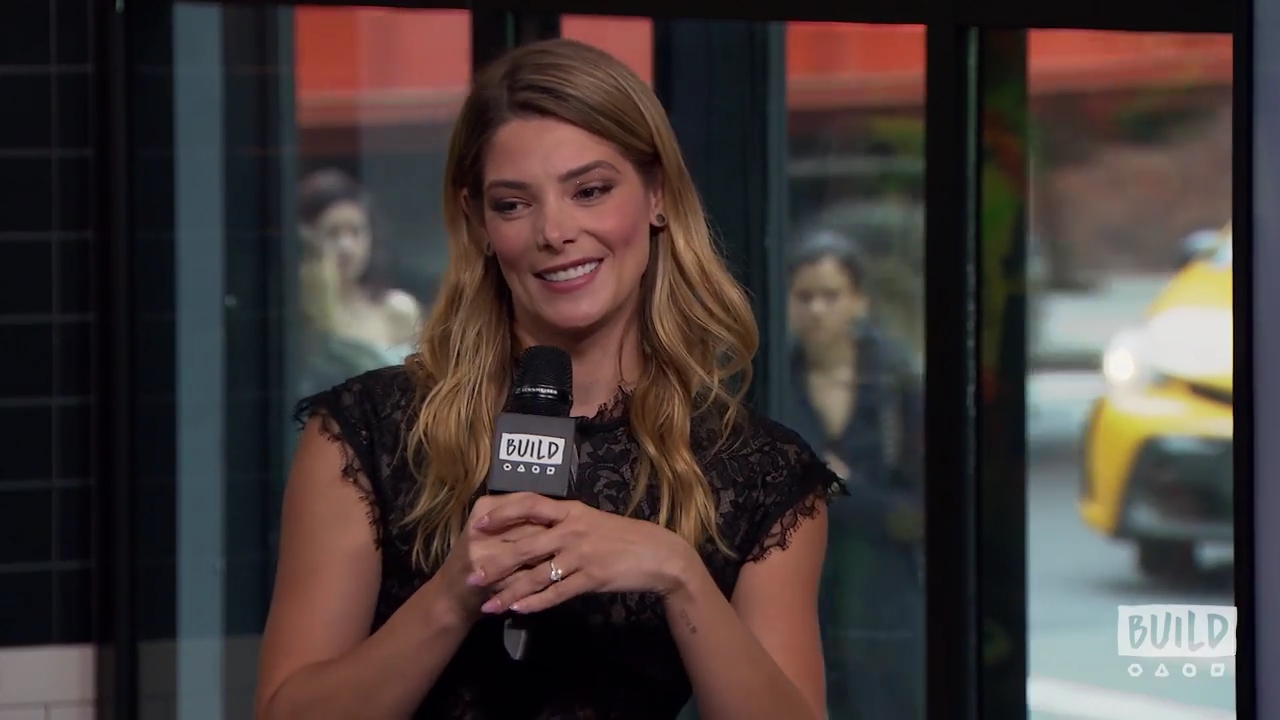 Ashley-Greene-dot-nl_2018AOLBuildSeries1706.jpg