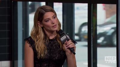 Ashley-Greene-dot-nl_2018AOLBuildSeries0229.jpg