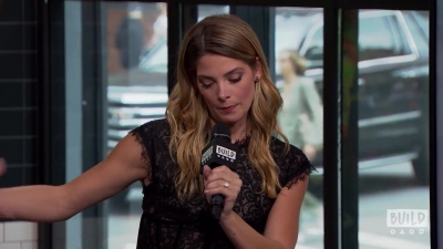 Ashley-Greene-dot-nl_2018AOLBuildSeries0240.jpg