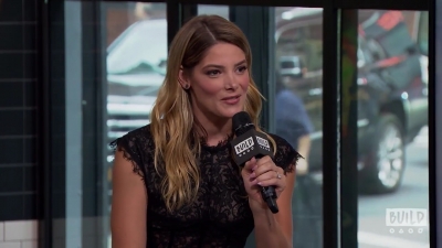 Ashley-Greene-dot-nl_2018AOLBuildSeries0244.jpg