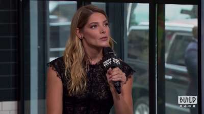 Ashley-Greene-dot-nl_2018AOLBuildSeries0254.jpg