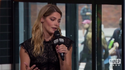 Ashley-Greene-dot-nl_2018AOLBuildSeries0271.jpg