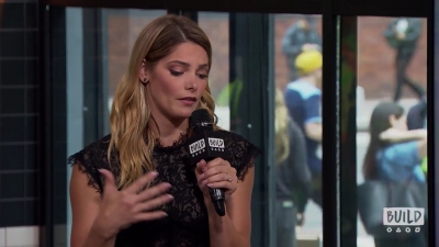 Ashley-Greene-dot-nl_2018AOLBuildSeries0272.jpg