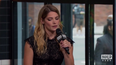 Ashley-Greene-dot-nl_2018AOLBuildSeries0274.jpg