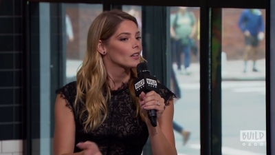 Ashley-Greene-dot-nl_2018AOLBuildSeries0367.jpg