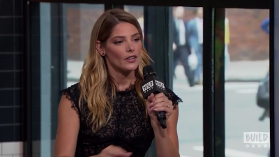 Ashley-Greene-dot-nl_2018AOLBuildSeries0369.jpg