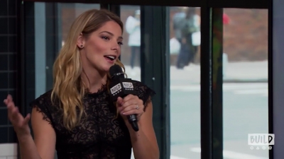 Ashley-Greene-dot-nl_2018AOLBuildSeries0448.jpg